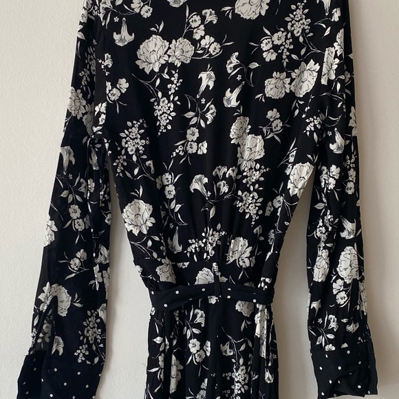 Zara black and white jumpsuit - Picture 5 of 5